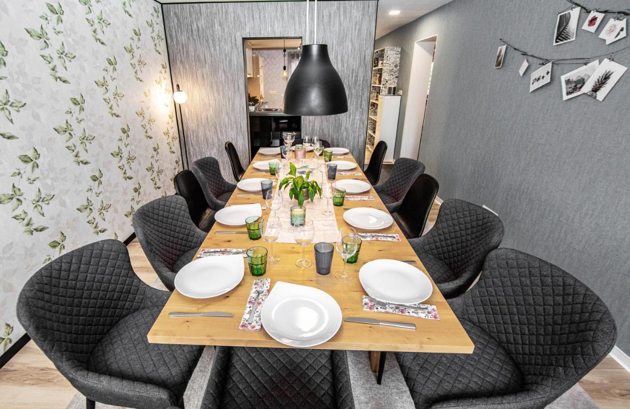 Bookeinfach Bad Ems - Private - Sauna Jacuzzi Whirlpool Swimmingpool Alahna Sup Beachvolleyball Billiards Ping Pong Cinema Theater Music Disco Ball Bbq Und Parkplaetze Eksteriør bilde