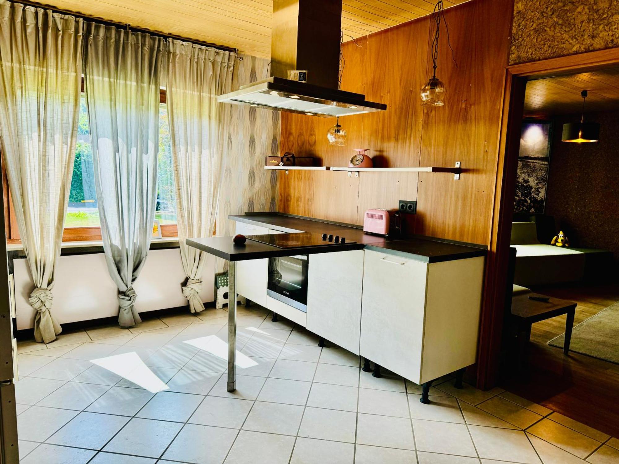 Bookeinfach Bad Ems - Private - Sauna Jacuzzi Whirlpool Swimmingpool Alahna Sup Beachvolleyball Billiards Ping Pong Cinema Theater Music Disco Ball Bbq Und Parkplaetze Eksteriør bilde