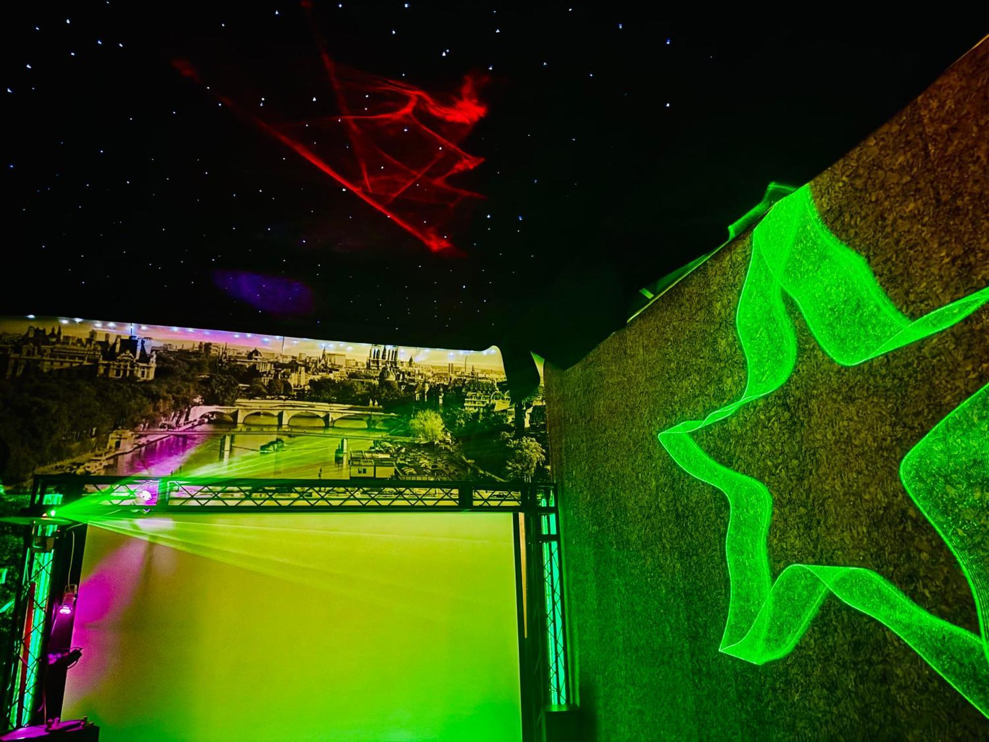 Bookeinfach Bad Ems - Private - Sauna Jacuzzi Whirlpool Swimmingpool Alahna Sup Beachvolleyball Billiards Ping Pong Cinema Theater Music Disco Ball Bbq Und Parkplaetze Eksteriør bilde