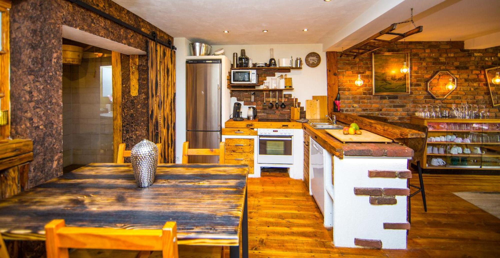 Bookeinfach Bad Ems - Private - Sauna Jacuzzi Whirlpool Swimmingpool Alahna Sup Beachvolleyball Billiards Ping Pong Cinema Theater Music Disco Ball Bbq Und Parkplaetze Eksteriør bilde