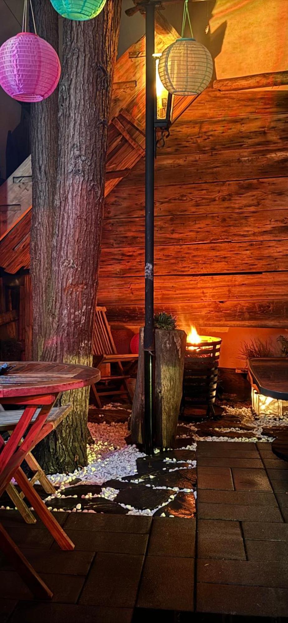 Bookeinfach Bad Ems - Private - Sauna Jacuzzi Whirlpool Swimmingpool Alahna Sup Beachvolleyball Billiards Ping Pong Cinema Theater Music Disco Ball Bbq Und Parkplaetze Eksteriør bilde