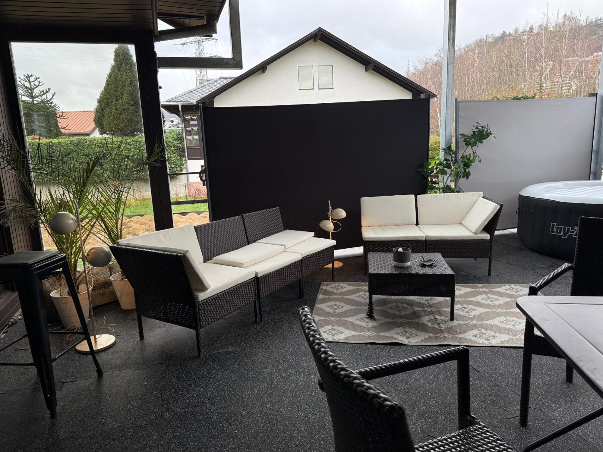 Bookeinfach Bad Ems - Private - Sauna Jacuzzi Whirlpool Swimmingpool Alahna Sup Beachvolleyball Billiards Ping Pong Cinema Theater Music Disco Ball Bbq Und Parkplaetze Eksteriør bilde