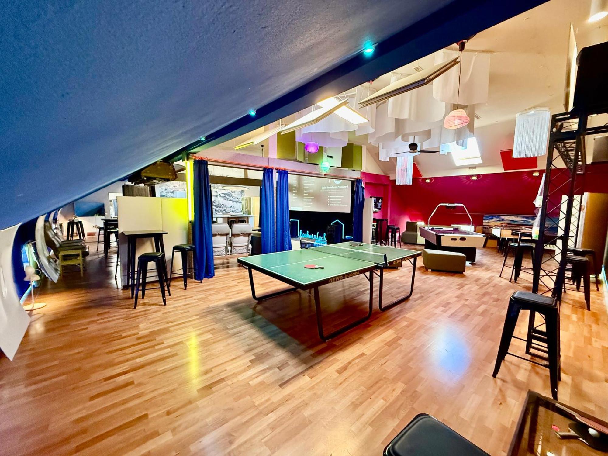 Bookeinfach Bad Ems - Private - Sauna Jacuzzi Whirlpool Swimmingpool Alahna Sup Beachvolleyball Billiards Ping Pong Cinema Theater Music Disco Ball Bbq Und Parkplaetze Eksteriør bilde