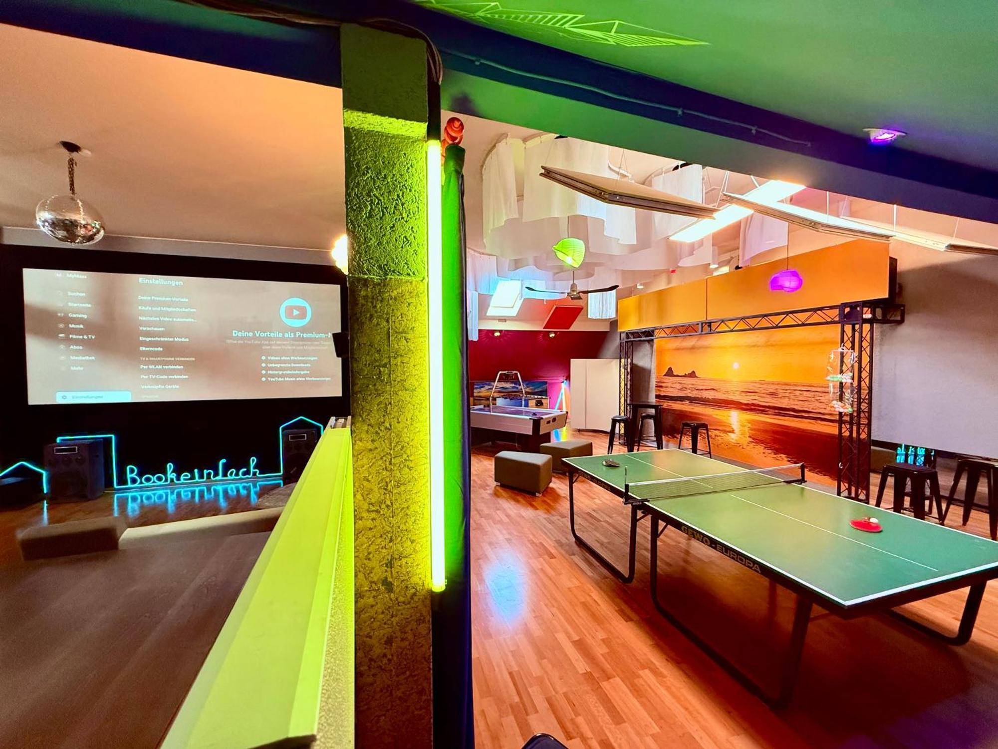 Bookeinfach Bad Ems - Private - Sauna Jacuzzi Whirlpool Swimmingpool Alahna Sup Beachvolleyball Billiards Ping Pong Cinema Theater Music Disco Ball Bbq Und Parkplaetze Eksteriør bilde
